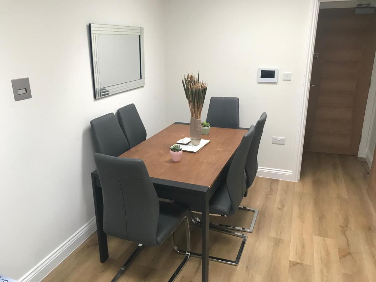 Heart Of Henley 1 & 2 Bedroom Apartments 外观 照片